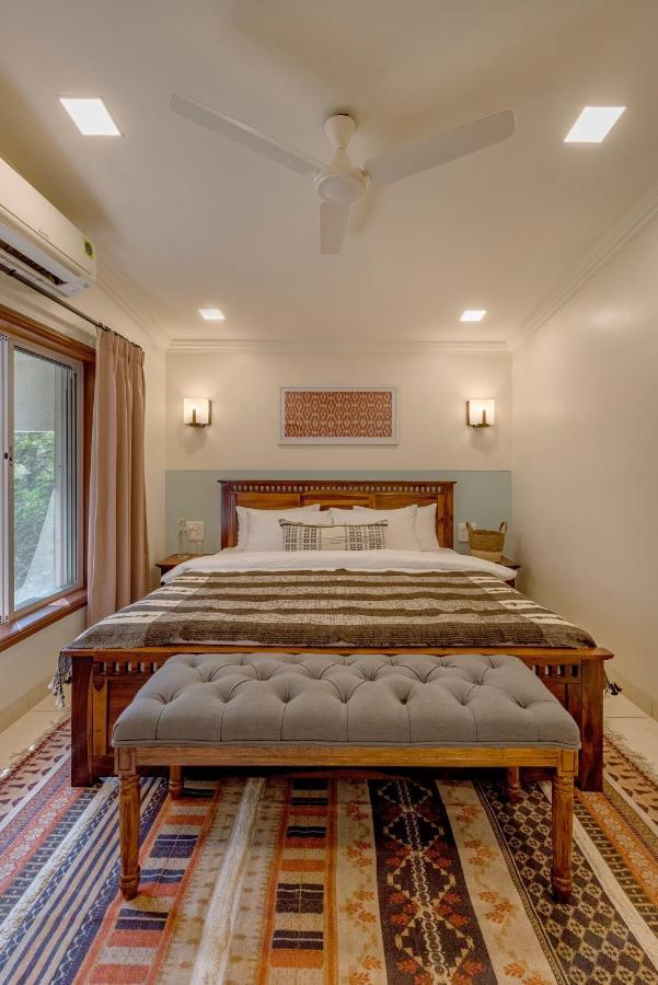 אליבג Saffronstays Gaia, Alibaug - Pool Villa Near Mandwa Jetty Perfect For Large Groups מראה חיצוני תמונה