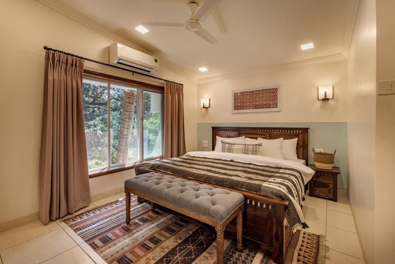 אליבג Saffronstays Gaia, Alibaug - Pool Villa Near Mandwa Jetty Perfect For Large Groups מראה חיצוני תמונה